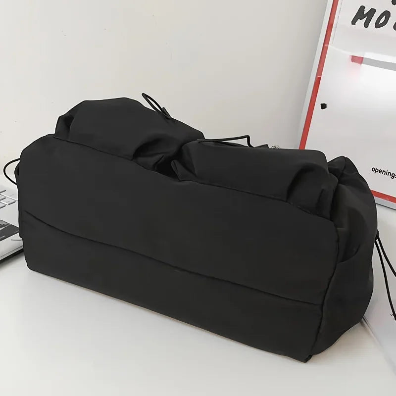 Fashionable Women’s Crossbody Bag 2025 – Drawstring Accent, Spacious Zipper Closure with Stylish Bag Charm