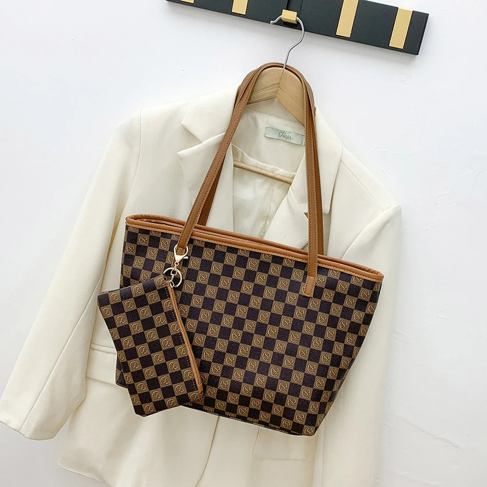 Women’s 2-Piece Tote Bag Set – Large Capacity Checkerboard Shoulder Bag with Matching Wallet Pendant